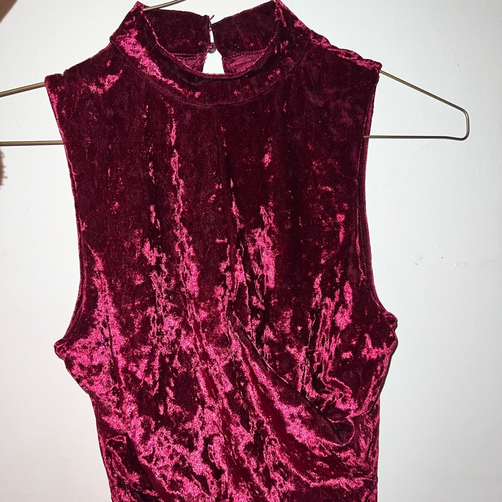 Crushed red velvet crop top with front twist
